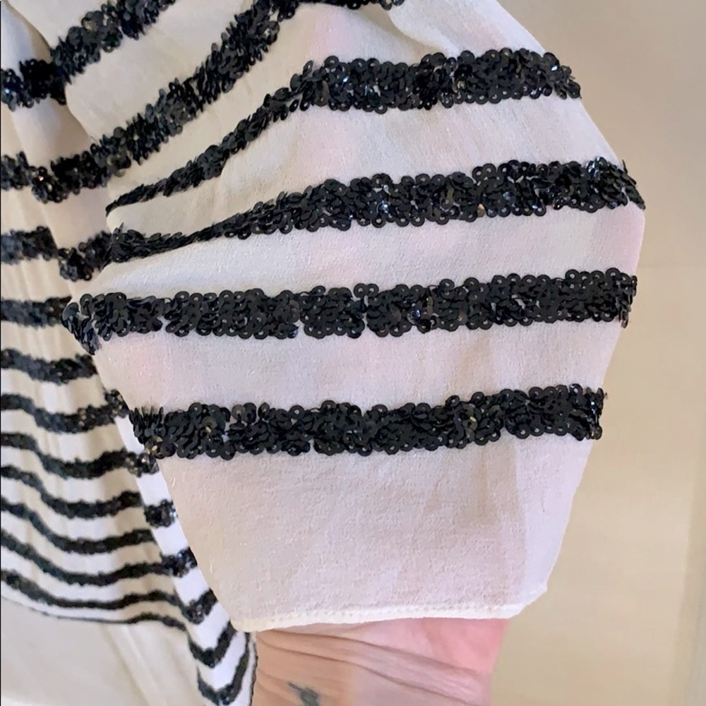 Stripes & sequins - Picture 4 of 4
